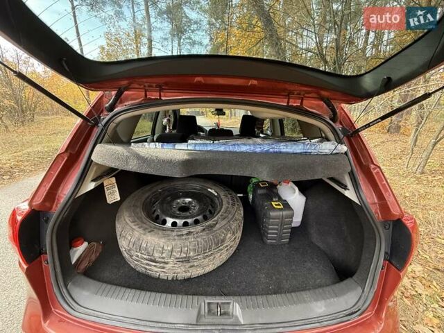 Ніссан Кашкай 2008 у Новомосковске на Automoto.ua Червоний Ніссан Кашкай, об'ємом двигуна 2 л та пробігом 171 тис. км за 7500 $, фото 11 на Automoto.ua