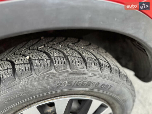 Красный Ниссан Кашкай, объемом двигателя 1.46 л и пробегом 228 тыс. км за 7400 $, фото 40 на Automoto.ua