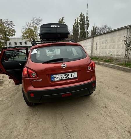 Красный Ниссан Кашкай, объемом двигателя 2 л и пробегом 104 тыс. км за 9000 $, фото 4 на Automoto.ua