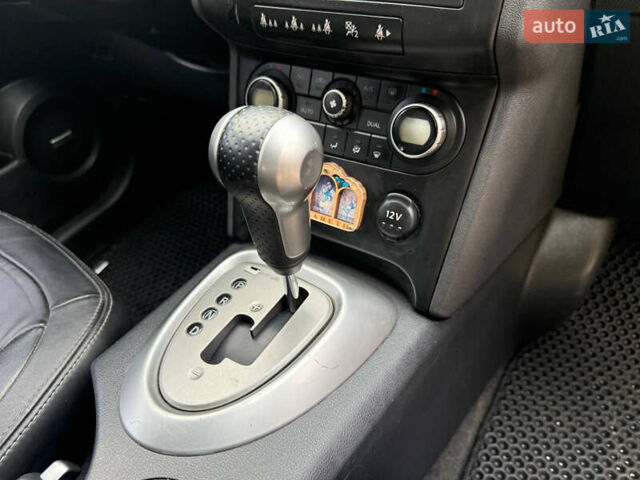 Ниссан Кашкай 2009 в Харькове на Automoto.ua Красный Ниссан Кашкай, объемом двигателя 2 л и пробегом 163 тыс. км за 7999 $, фото 27 на Automoto.ua