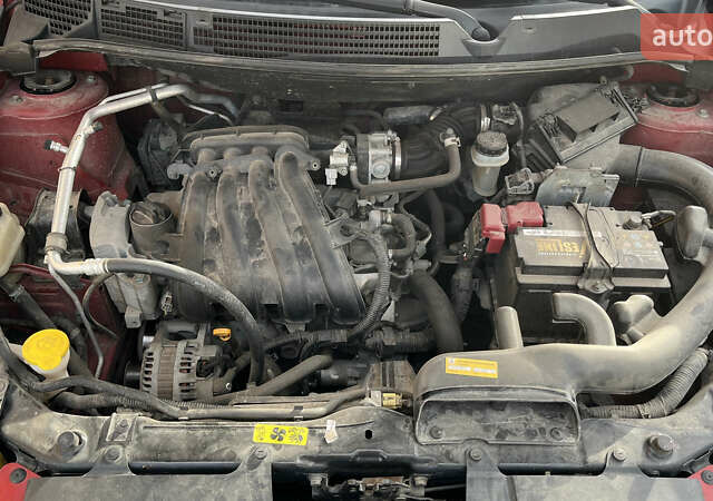 Красный Ниссан Кашкай, объемом двигателя 1.6 л и пробегом 197 тыс. км за 8600 $, фото 14 на Automoto.ua