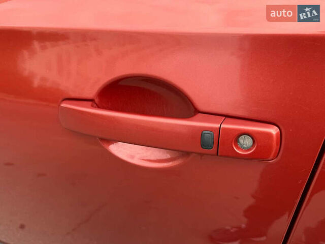 Ниссан Кашкай 2009 в Харькове на Automoto.ua Красный Ниссан Кашкай, объемом двигателя 2 л и пробегом 163 тыс. км за 7999 $, фото 13 на Automoto.ua