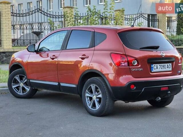 Красный Ниссан Кашкай, объемом двигателя 1.5 л и пробегом 215 тыс. км за 8700 $, фото 4 на Automoto.ua