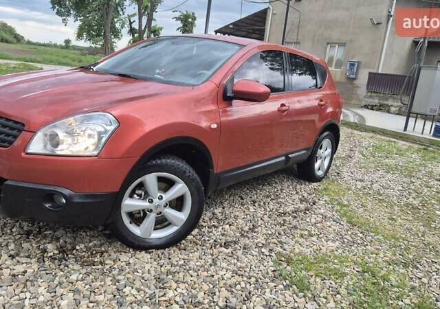 Красный Ниссан Кашкай, объемом двигателя 1.6 л и пробегом 217 тыс. км за 8300 $, фото 4 на Automoto.ua