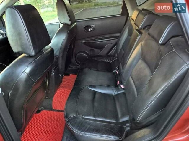 Червоний Ніссан Кашкай, об'ємом двигуна 1.5 л та пробігом 215 тис. км за 8700 $, фото 3 на Automoto.ua