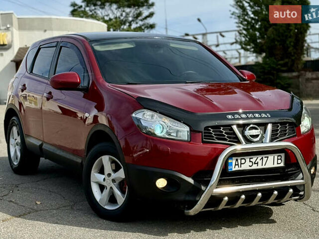 Красный Ниссан Кашкай, объемом двигателя 2 л и пробегом 165 тыс. км за 7900 $, фото 5 на Automoto.ua