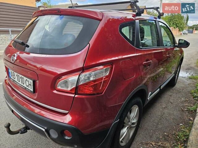 Красный Ниссан Кашкай, объемом двигателя 2 л и пробегом 274 тыс. км за 8200 $, фото 4 на Automoto.ua