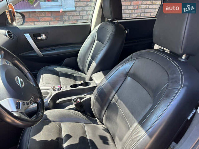 Червоний Ніссан Кашкай, об'ємом двигуна 1.46 л та пробігом 269 тис. км за 11300 $, фото 5 на Automoto.ua