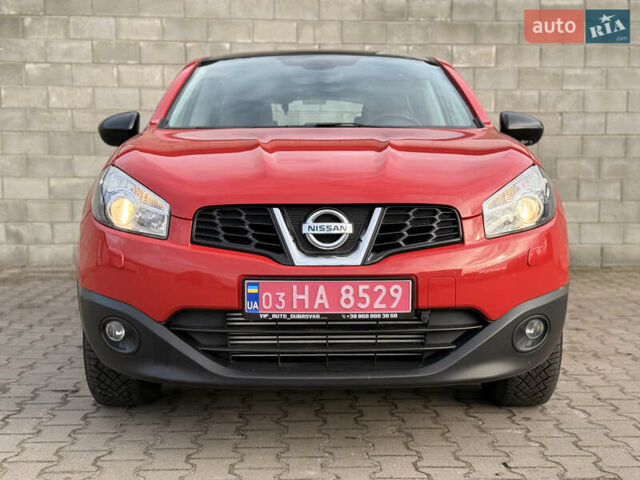 Красный Ниссан Кашкай, объемом двигателя 1.5 л и пробегом 150 тыс. км за 9999 $, фото 36 на Automoto.ua