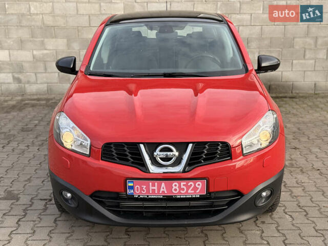 Красный Ниссан Кашкай, объемом двигателя 1.5 л и пробегом 150 тыс. км за 9999 $, фото 28 на Automoto.ua