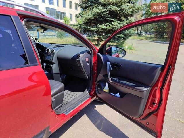 Ніссан Кашкай 2010 у Одесі на Automoto.ua Червоний Ніссан Кашкай, об'ємом двигуна 2 л та пробігом 179 тис. км за 10500 $, фото 17 на Automoto.ua