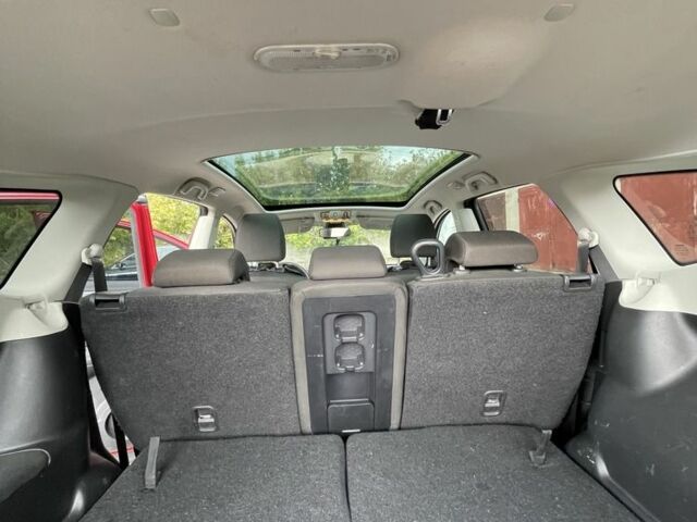 Червоний Ніссан Кашкай, об'ємом двигуна 1.5 л та пробігом 225 тис. км за 9999 $, фото 9 на Automoto.ua