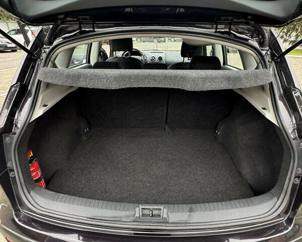 Красный Ниссан Кашкай, объемом двигателя 1.6 л и пробегом 163 тыс. км за 9950 $, фото 16 на Automoto.ua