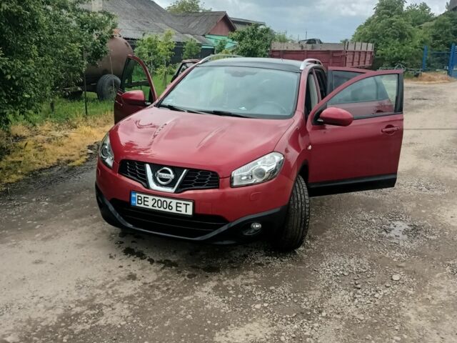 Красный Ниссан Кашкай, объемом двигателя 1.6 л и пробегом 153 тыс. км за 8800 $, фото 1 на Automoto.ua