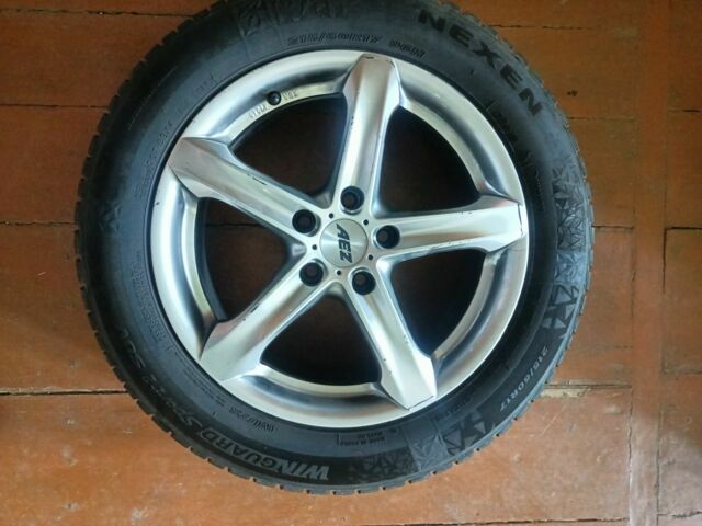 Красный Ниссан Кашкай, объемом двигателя 1.6 л и пробегом 153 тыс. км за 8800 $, фото 9 на Automoto.ua