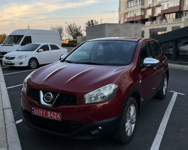 Червоний Ніссан Кашкай, об'ємом двигуна 1.5 л та пробігом 241 тис. км за 9700 $, фото 2 на Automoto.ua