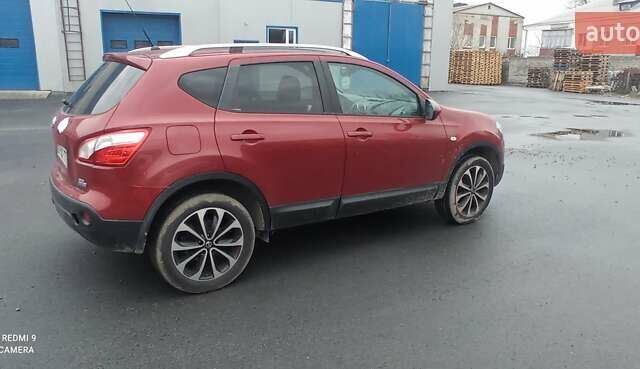 Червоний Ніссан Кашкай, об'ємом двигуна 1.5 л та пробігом 225 тис. км за 7000 $, фото 1 на Automoto.ua