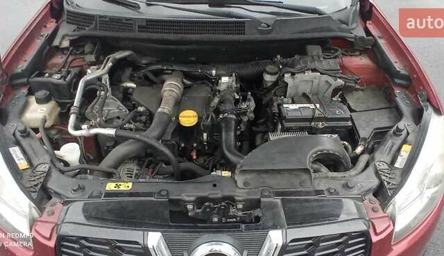 Червоний Ніссан Кашкай, об'ємом двигуна 1.5 л та пробігом 225 тис. км за 7000 $, фото 5 на Automoto.ua