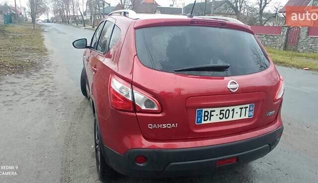 Красный Ниссан Кашкай, объемом двигателя 1.5 л и пробегом 225 тыс. км за 9498 $, фото 6 на Automoto.ua