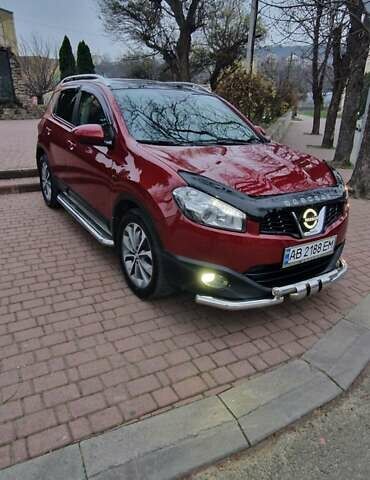 Червоний Ніссан Кашкай, об'ємом двигуна 1.46 л та пробігом 223 тис. км за 11800 $, фото 1 на Automoto.ua