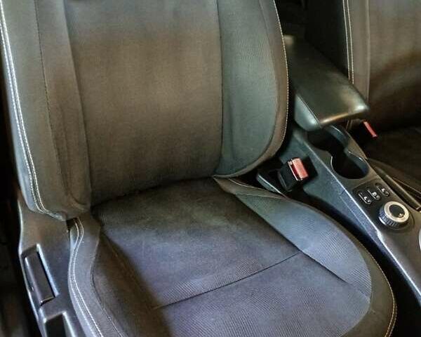 Красный Ниссан Кашкай, объемом двигателя 2 л и пробегом 115 тыс. км за 11700 $, фото 28 на Automoto.ua