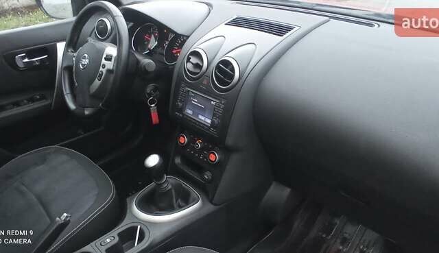 Красный Ниссан Кашкай, объемом двигателя 1.5 л и пробегом 225 тыс. км за 9498 $, фото 13 на Automoto.ua