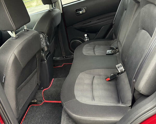 Червоний Ніссан Кашкай, об'ємом двигуна 2 л та пробігом 138 тис. км за 11500 $, фото 15 на Automoto.ua