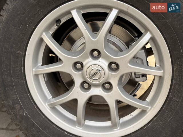 Красный Ниссан Кашкай, объемом двигателя 1.5 л и пробегом 150 тыс. км за 9999 $, фото 51 на Automoto.ua