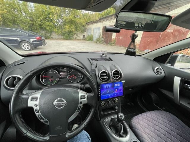 Червоний Ніссан Кашкай, об'ємом двигуна 1.5 л та пробігом 225 тис. км за 9999 $, фото 11 на Automoto.ua