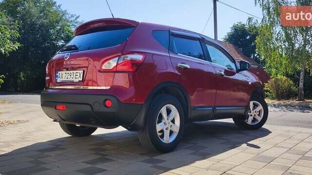 Красный Ниссан Кашкай, объемом двигателя 2 л и пробегом 190 тыс. км за 9700 $, фото 17 на Automoto.ua