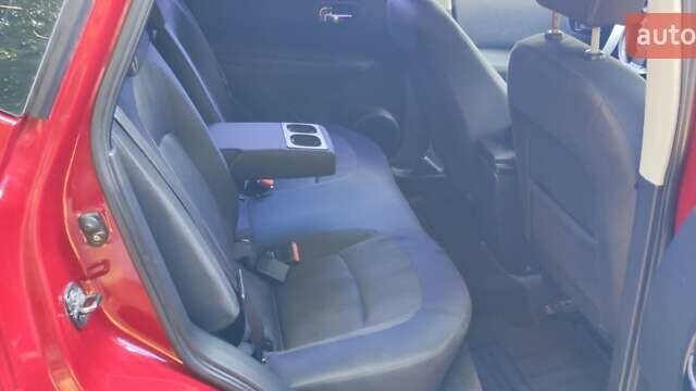Красный Ниссан Кашкай, объемом двигателя 2 л и пробегом 190 тыс. км за 9700 $, фото 42 на Automoto.ua