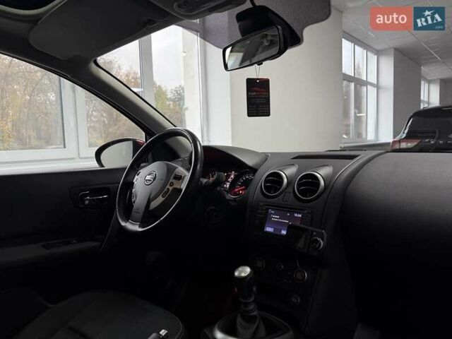 Червоний Ніссан Кашкай, об'ємом двигуна 1.5 л та пробігом 141 тис. км за 11200 $, фото 9 на Automoto.ua