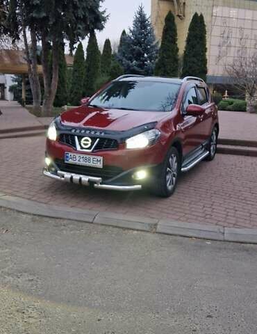 Червоний Ніссан Кашкай, об'ємом двигуна 1.46 л та пробігом 223 тис. км за 11800 $, фото 4 на Automoto.ua