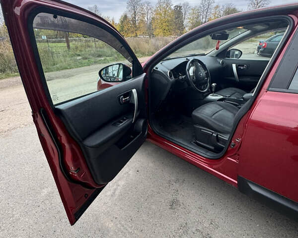 Червоний Ніссан Кашкай, об'ємом двигуна 2 л та пробігом 209 тис. км за 10500 $, фото 4 на Automoto.ua