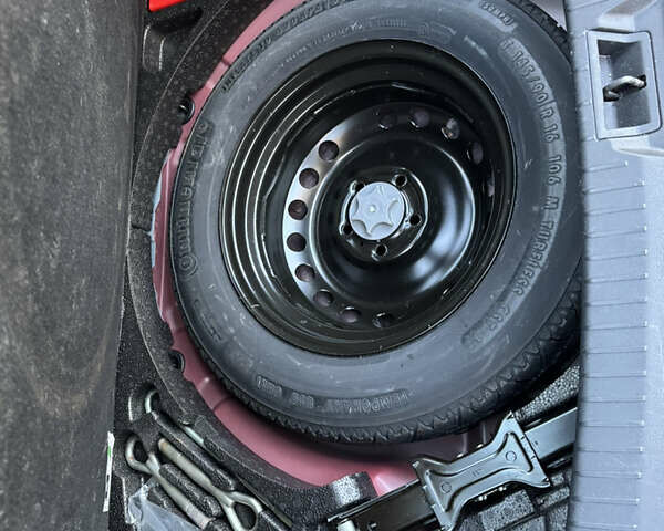 Червоний Ніссан Кашкай, об'ємом двигуна 1.5 л та пробігом 241 тис. км за 9700 $, фото 11 на Automoto.ua