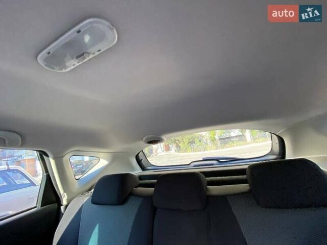 Красный Ниссан Кашкай, объемом двигателя 2 л и пробегом 185 тыс. км за 10600 $, фото 12 на Automoto.ua