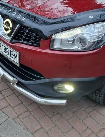 Червоний Ніссан Кашкай, об'ємом двигуна 1.46 л та пробігом 223 тис. км за 11800 $, фото 13 на Automoto.ua