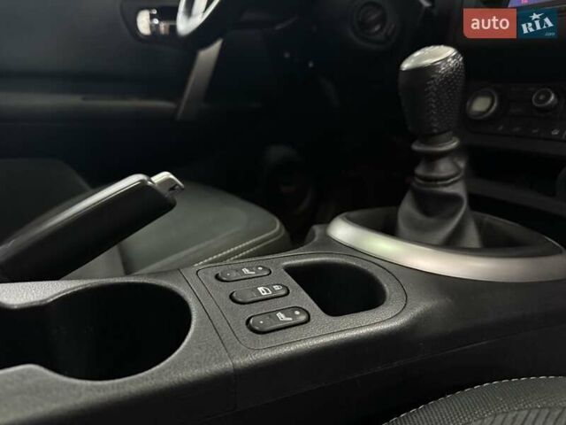 Червоний Ніссан Кашкай, об'ємом двигуна 1.5 л та пробігом 141 тис. км за 11200 $, фото 11 на Automoto.ua