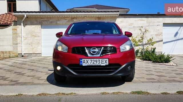 Красный Ниссан Кашкай, объемом двигателя 2 л и пробегом 190 тыс. км за 9700 $, фото 39 на Automoto.ua