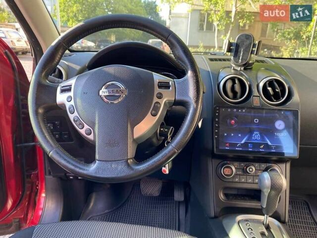 Красный Ниссан Кашкай, объемом двигателя 2 л и пробегом 185 тыс. км за 10600 $, фото 6 на Automoto.ua