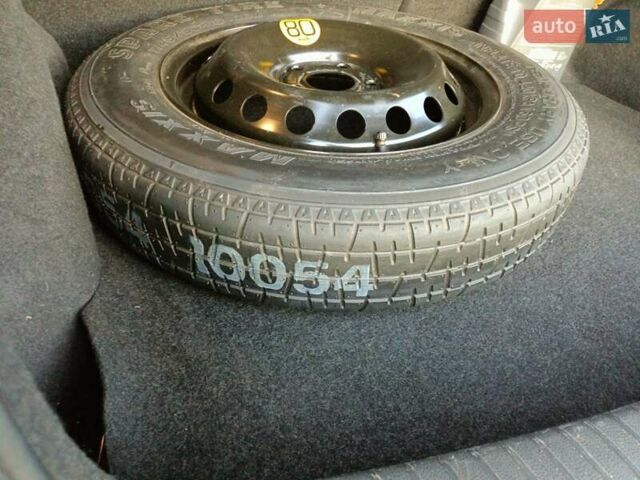 Красный Ниссан Кашкай, объемом двигателя 2 л и пробегом 116 тыс. км за 11100 $, фото 16 на Automoto.ua