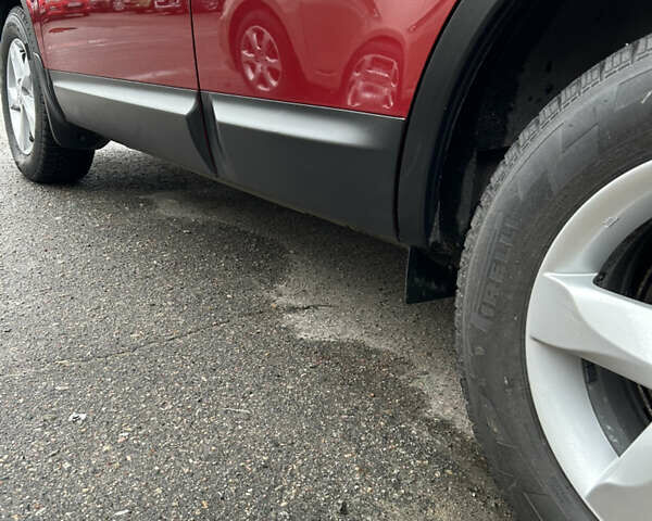 Червоний Ніссан Кашкай, об'ємом двигуна 2 л та пробігом 82 тис. км за 12499 $, фото 4 на Automoto.ua