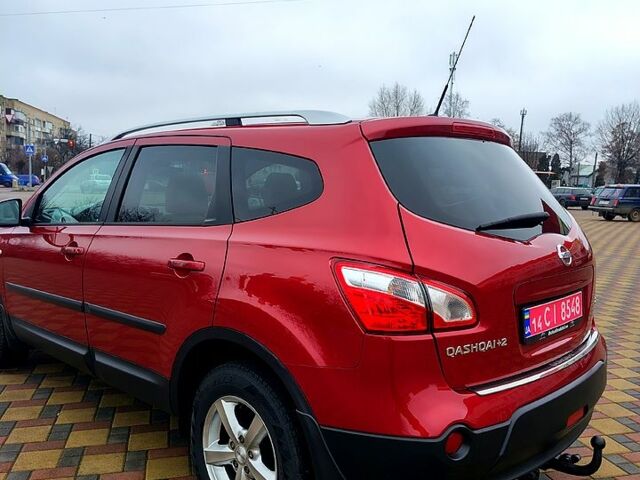 Красный Ниссан Кашкай, объемом двигателя 1.5 л и пробегом 203 тыс. км за 11700 $, фото 1 на Automoto.ua