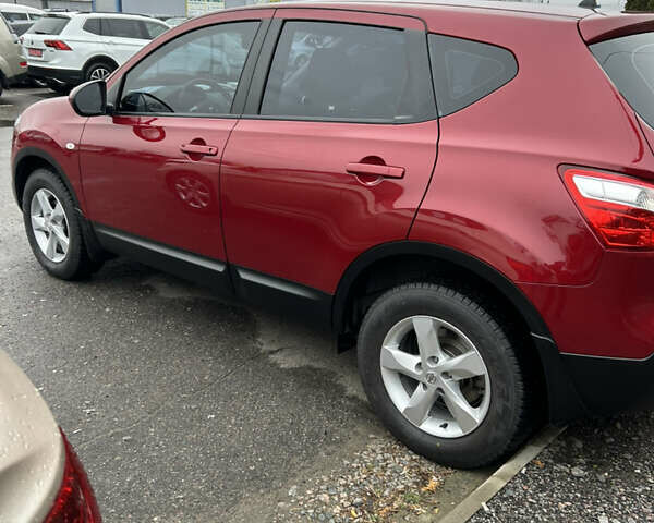 Червоний Ніссан Кашкай, об'ємом двигуна 2 л та пробігом 82 тис. км за 12499 $, фото 5 на Automoto.ua