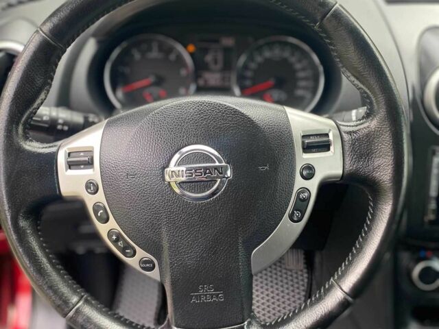 Красный Ниссан Кашкай, объемом двигателя 1.5 л и пробегом 225 тыс. км за 9800 $, фото 11 на Automoto.ua