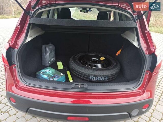 Красный Ниссан Кашкай, объемом двигателя 2 л и пробегом 117 тыс. км за 11100 $, фото 3 на Automoto.ua