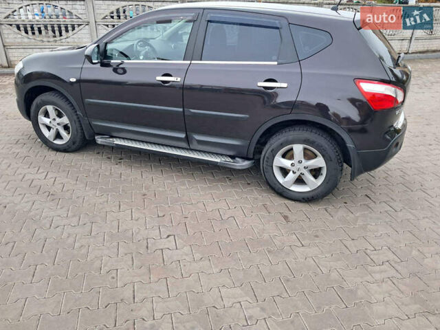 Ніссан Кашкай 2011 у Кривому Розі на Automoto.ua Червоний Ніссан Кашкай, об'ємом двигуна 1.99 л та пробігом 140 тис. км за 10700 $, фото 3 на Automoto.ua