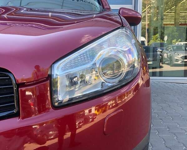 Червоний Ніссан Кашкай, об'ємом двигуна 2 л та пробігом 107 тис. км за 10000 $, фото 3 на Automoto.ua