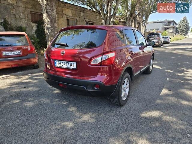 Красный Ниссан Кашкай, объемом двигателя 2 л и пробегом 108 тыс. км за 9800 $, фото 2 на Automoto.ua