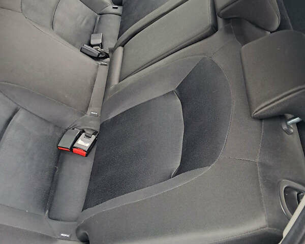 Ніссан Кашкай 2011 у Кривому Розі на Automoto.ua Червоний Ніссан Кашкай, об'ємом двигуна 1.99 л та пробігом 140 тис. км за 10700 $, фото 12 на Automoto.ua